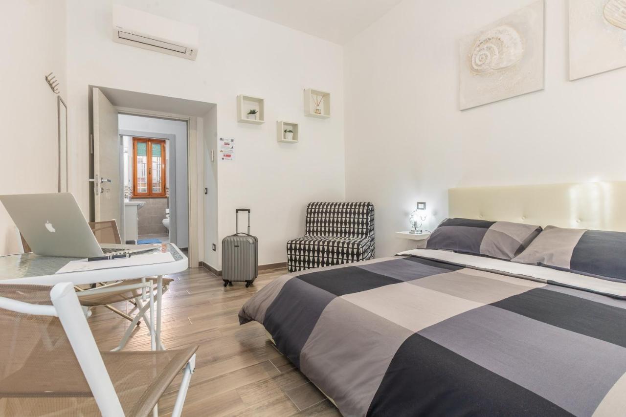 Scirocco Rooms Civitavecchia Exterior foto